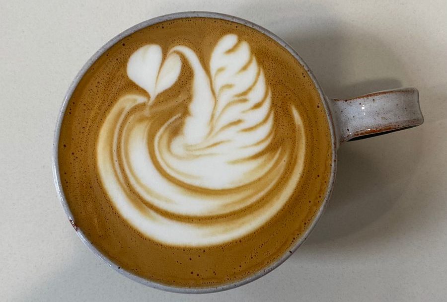 Read more about the article Claudia’s 5 Latte Art Tips